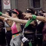 Performance Solidaritätsaktion:  "Corona - eine Krise der Frauen"